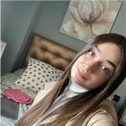 Chica con experiencia viviendo fuera y b2 ingles